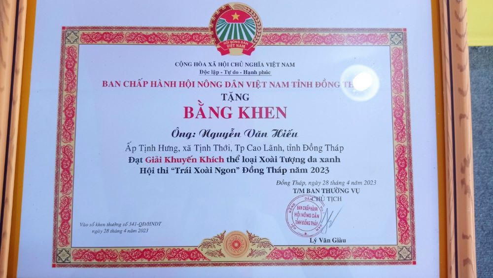 Chứng nhận & bằng khen