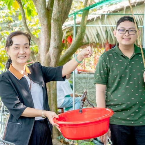 Câu Tôm Giải Trí