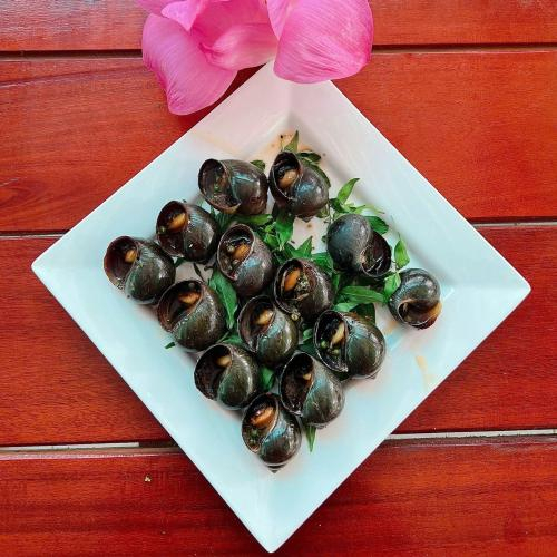 Ốc Bươu Nướng Tiêu