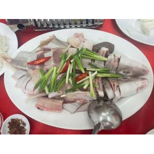 Cá Nhám Nhúng Giấm