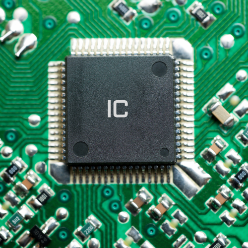 IC Là Gì? Tìm Hiểu Cấu Tạo Và Nguyên Lý Hoạt Động Của Mạch Tích Hợp