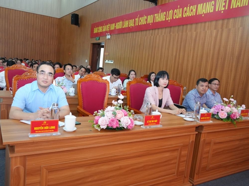 Công ty điện lực Lào Cai chọn ngày 24/9 làm ngày truyền thống – ghi dấu mốc Bác Hồ về thăm nhà máy điện năm 1958