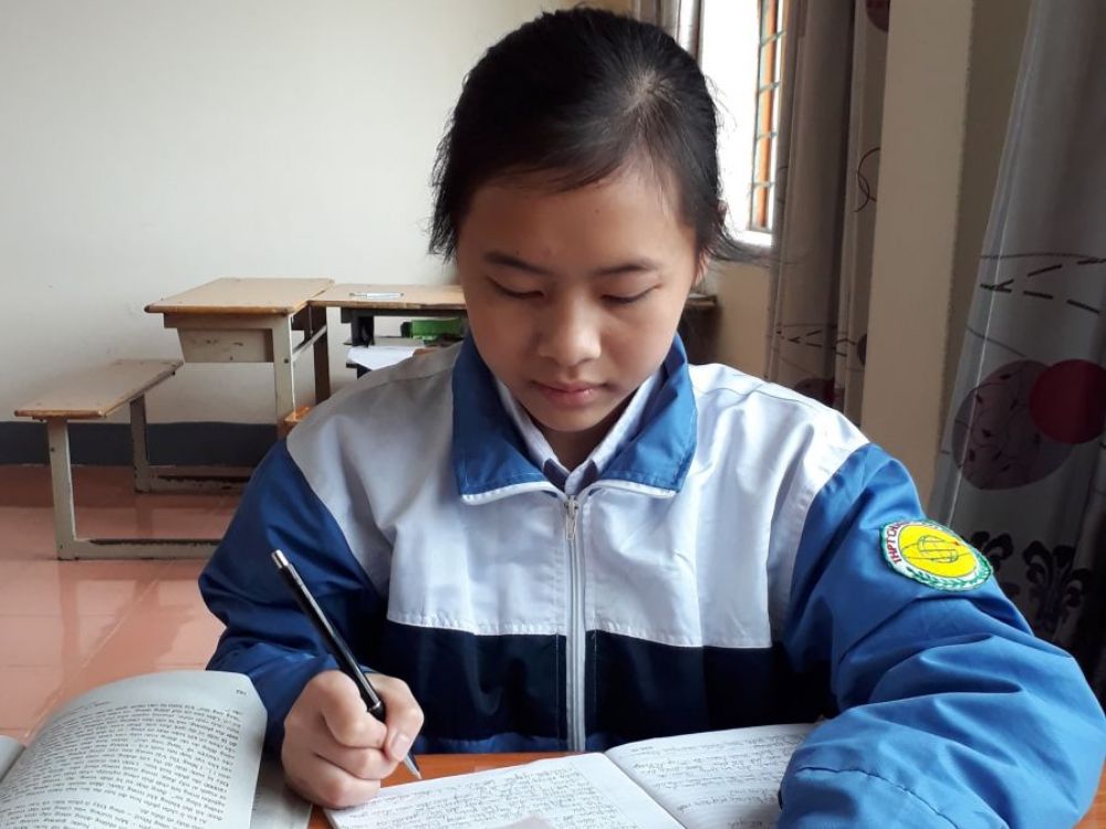 Niềm đam mê Lịch sử của cô học trò Hmông