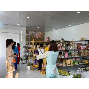 Tăng Cường Hợp Tác Khởi Nghiệp: Đoàn Phụ Nữ Bình Phước Thăm Không Gian Khởi Nghiệp