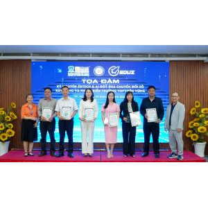 Lộ trình chuyển đổi số dành cho trường THPT – 4 giai đoạn phát triển bền vững