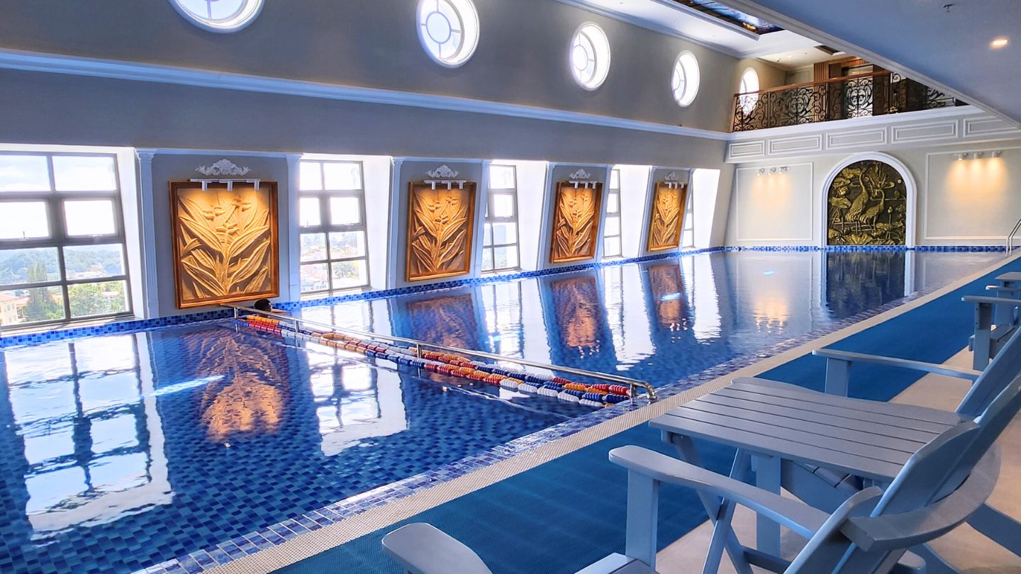 Heated Swimming Pool