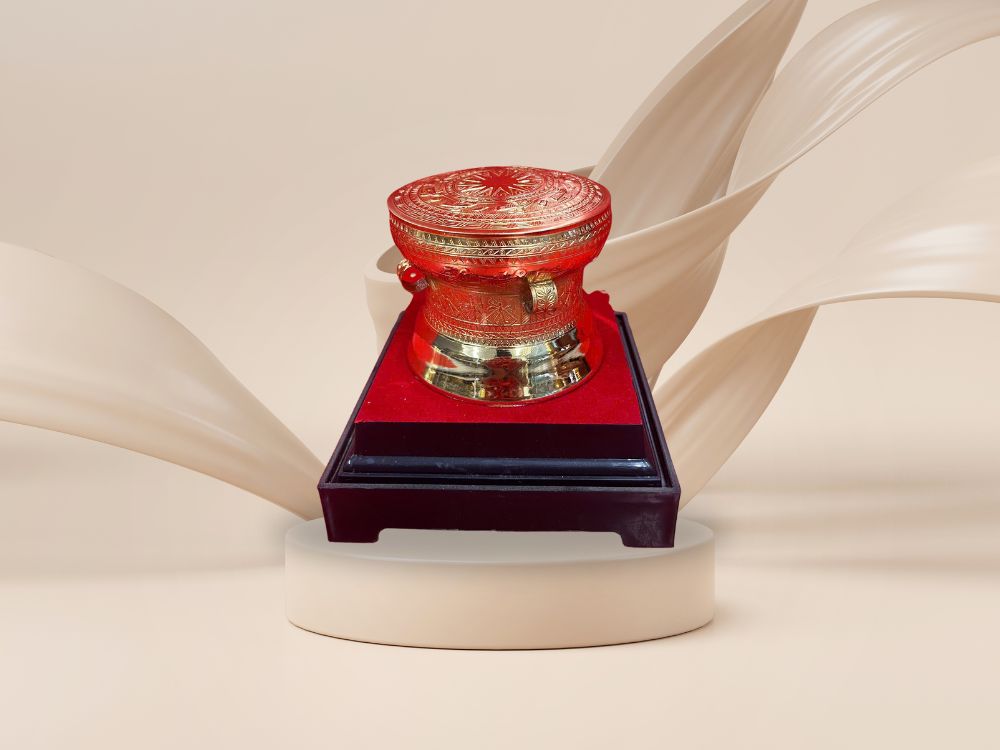 1. Giới thiệu về trống đồng dát vàng 24k mặt trống 25cm