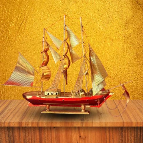 Lý Do Nên Trưng Bày Tượng Thuận Buồm Xuôi Gió Trong Nhà