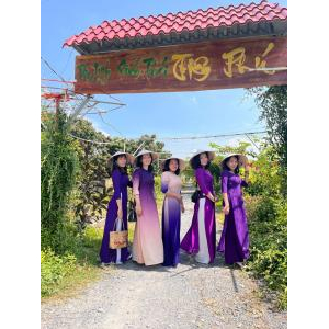 VI. Một số hình ảnh khách du lịch tại Thiên Phú