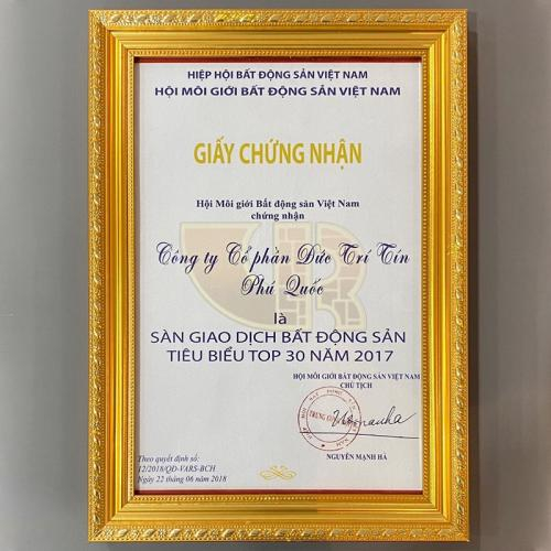 Chứng nhận, giải thưởng