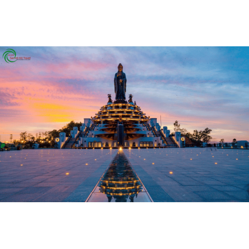 Vé cáp treo núi Bà Đen